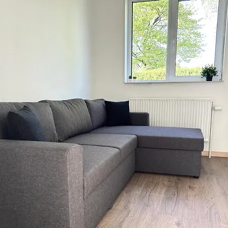 וילה Family House בילונד