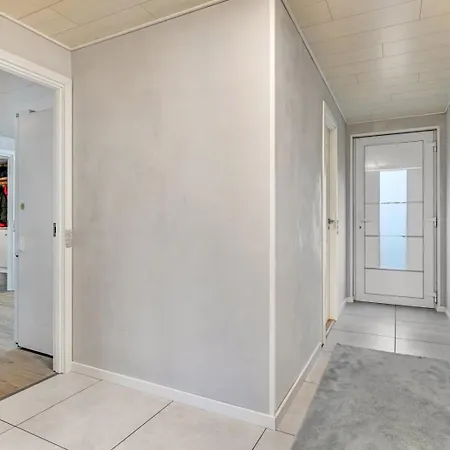 Molleparken House In Willa