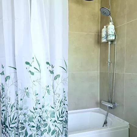 Willa Molleparken House In *